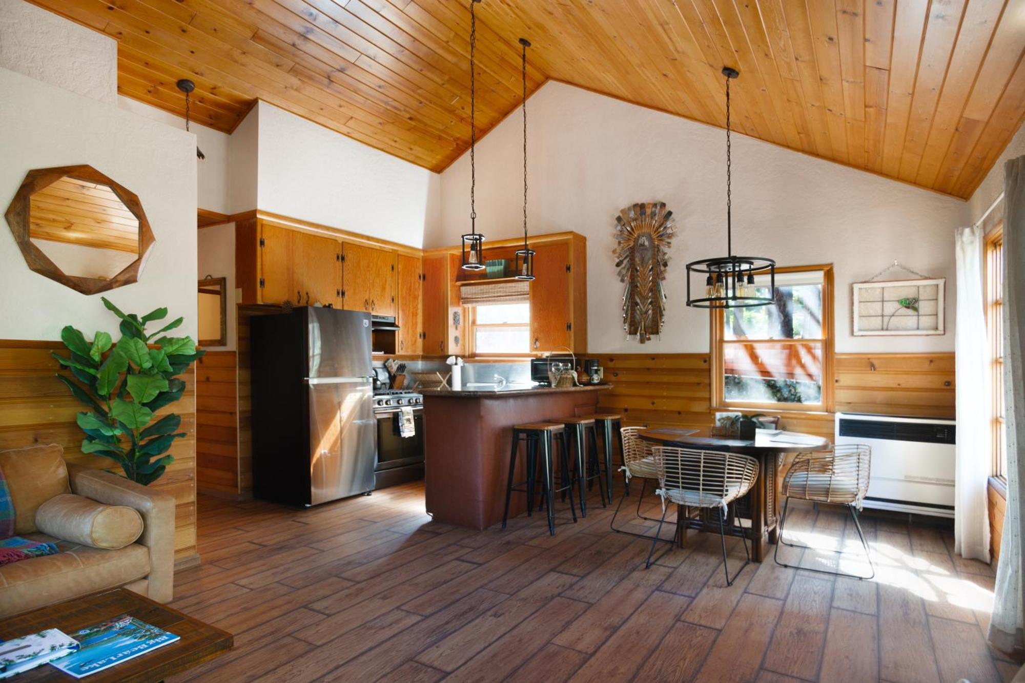 Вилла The Nest On Towne Trail - Hot Tub, Bbq, Fire Pit Биг Бэар Лейк Экстерьер фото